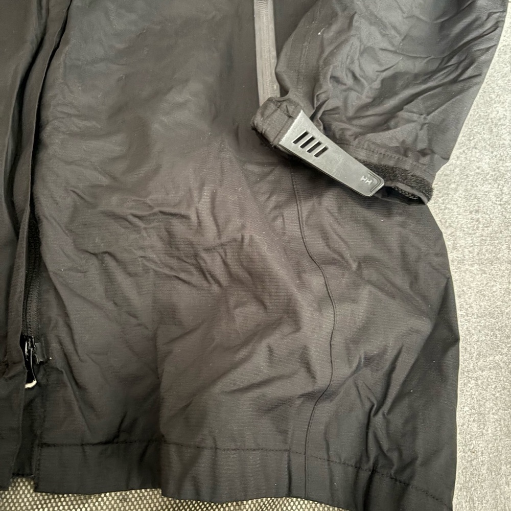[M]Helly Hansen Women's Black Raincoat Waterproof Mid Jacket - Picture 3 of 8